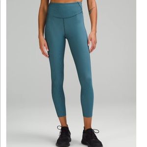 Lululemon Base Pace High-Rise Tight 25" *Two-Tone Ribbed